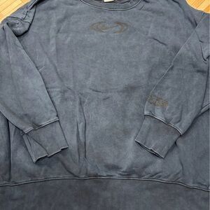 washed blue nike crew neck